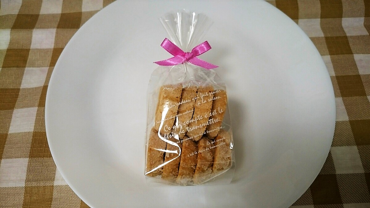 <H1>ディアマン</H1>
450円/素朴で飽きのこないさくさくクッキー